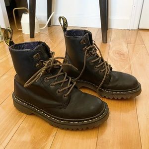 Black lace up Dr marten boots
